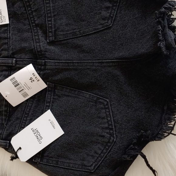 Forever 21 denim shorts - Picture 11 of 13